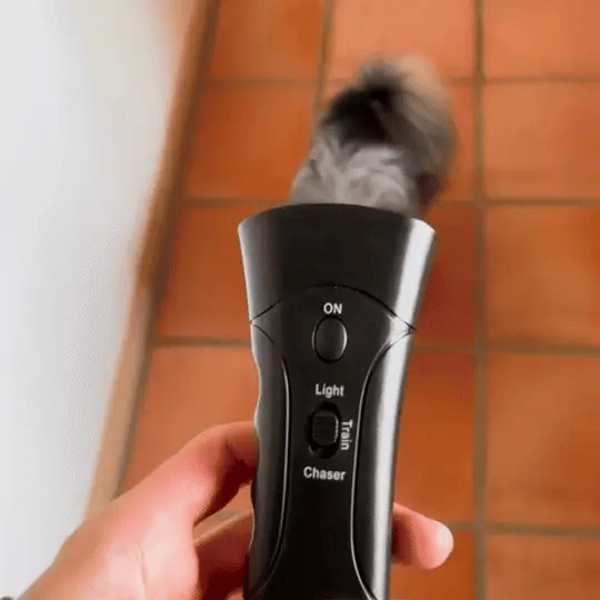 BarkShield™ - Anti-barking dog trainer 